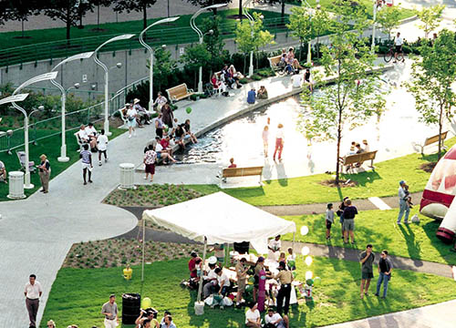 Festival Plaza